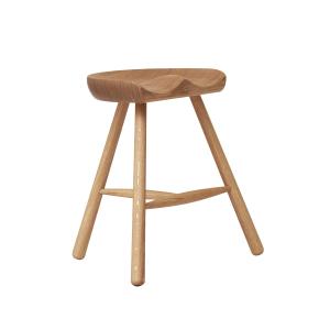 Form & Refine - Shoemaker Chair, n° 49, chêne blanc pigment…