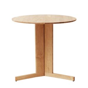 Form & Refine - Trefoil Table, Ø 75 cm, chêne blanc pigment…