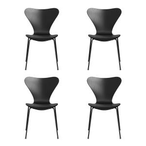 Fritz Hansen - Série 7 chaise, monochrome, noir / frêne tei…