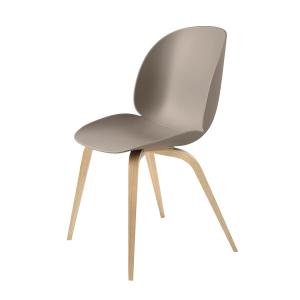 GUBI - Dining Chaise Beetle, base en bois, chêne / new beig…
