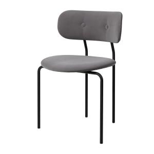 GUBI - Coco Dining Chaise rembourrée, noir mat / Sunday Vel…