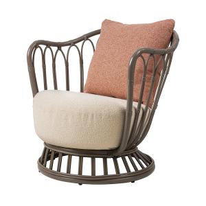 GUBI - Grace Outdoor Lounge Chair, gris mushroom / beige (L…