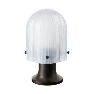 GUBI - Seine Lampe de table Outdoor, laiton antique / verre…