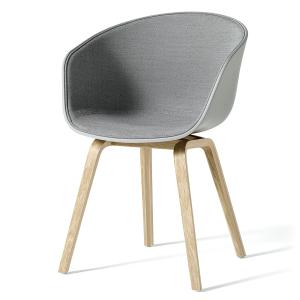 HAY - About A Chair AAC 22 , chêne savonné, gris béton / gr…