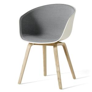 HAY - About A Chair AAC 22 , chêne savonné, blanc crème / g…