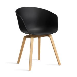 HAY - About A Chair AAC 22, chêne laqué / black 2. 0 (patin…