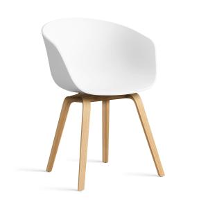 HAY - About A Chair AAC 22, chêne laqué / white 2. 0 (patin…