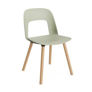 HAY - Layout 121 Chaise, chêne / pastel green (patins en pl…