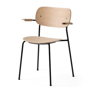 Audo - Co Dining Chair avec accoudoirs, noir / chêne nature…