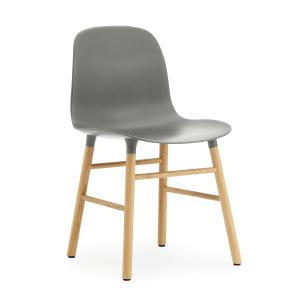 Normann Copenhagen - Chaise Form, Pied en bois, chêne / gri…