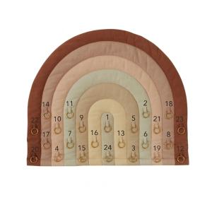 OYOY - Rainbow Calendrier de l'Avent, 50 x 60 cm, choko