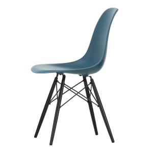 Vitra - Eames Plastic Side Chair DSW RE, érable noir / bleu…