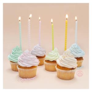 12 bougies longues torsadées pastel - 12cm