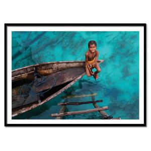 Affiche 50x70 cm et cadre noir - Bajau Boy - Hesham  Alhuma…