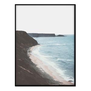 Affiche avec cadre noir - Falaise dans la mer - 50x70