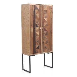 Armoire en frêne plaqué avec façade en bois recyclé