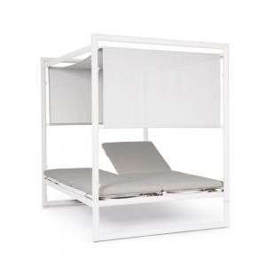 Bain de soleil en aluminium blanc avec chaises longues tour…