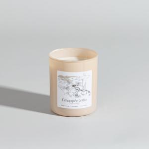 Bougie en verre marron et cire végétale parfumée ''Fève ton…