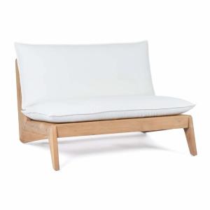 Canapé deux places en bois avec coussins blancs