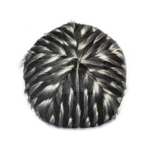 Coussin balle en fausse fourrure noire et blanche