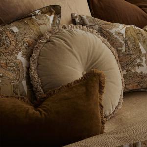Coussin en velours beige DIAM45