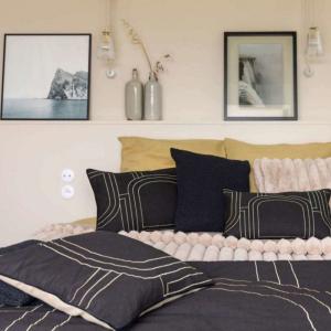 Coussin garni en Coton Noir 40x65 cm