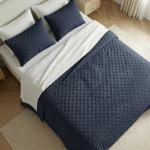 Couvre-lit uni matelassé extra doux bleu foncé 280x280 cm