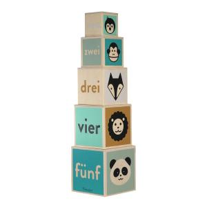 Cubes gigognes avec animaux et chiffres en bois