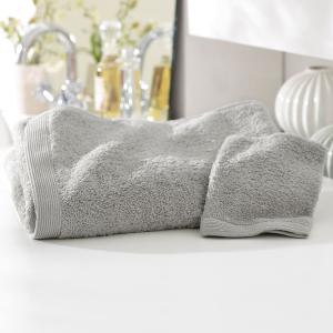 Drap de bain 100x150 gris perle en coton 550 g/m²