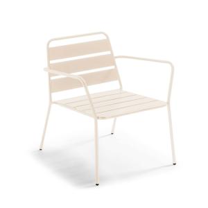 Fauteuil bas de jardin en métal ivoire