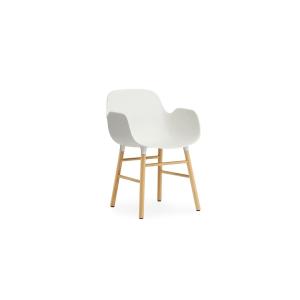 Fauteuil blanc avec structure en bois de chêne