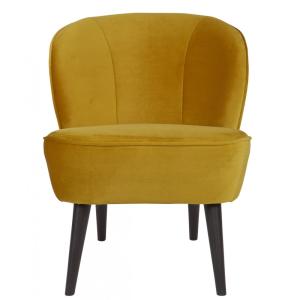 Fauteuil en velours jaune ocre