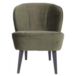 Fauteuil en velours vert chaleureux