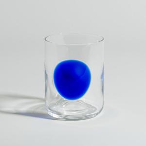 Gobelet en verre transparent tacheté bleu