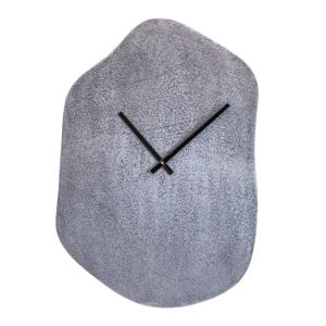 Horloge    50 x 35 cm en métal argent