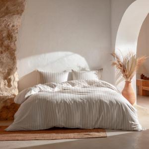 Housse de couette 100% coton gris 240x220 cm   2(50x85) cm