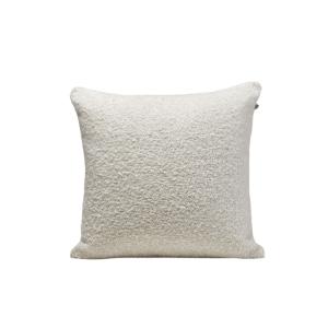 Housse de coussin à  en Bouclette à l'aspect laineux Ecru