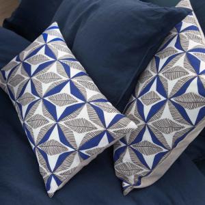 Housse de coussin en lin et coton Bleu majorelle 50x50cm