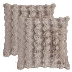 Housses de coussin imitation fourrure à relief taupe 45x45-…
