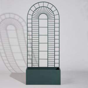 Jardinière avec arche en acier vert