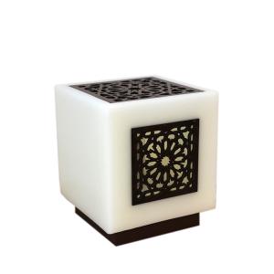 Lampe en cire naturelle motif arabesque ivoire H.15 cm