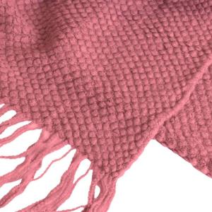 Manta plaid texturée rose élégante
