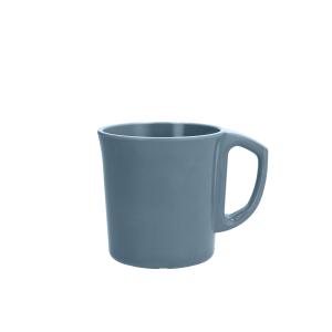 Mug en plastique bleu pastel