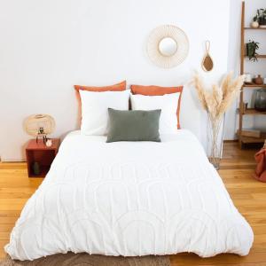 Parure de lit 3 pièces en coton tufté blanc 240x220 cm
