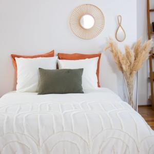 Parure de lit motif arches rétro tufté 240 x 220cm