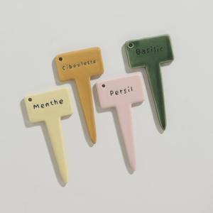 Pics pour herbes aromatiques en grès rose, jaune vert et be…