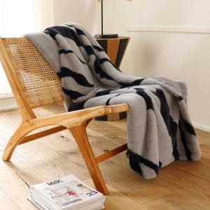 Plaid en polyester noir 130x170cm