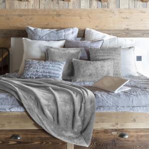 Plaid  en polyester perle 150 x 200 cm