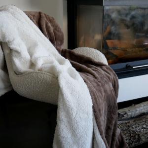 Plaid  ''Lapin'' Cocoon taupe foncé 130x170cm