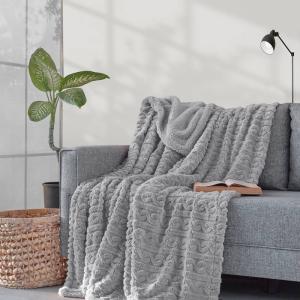 Plaid polaire doux & chaud  gris perle 150x180 cm